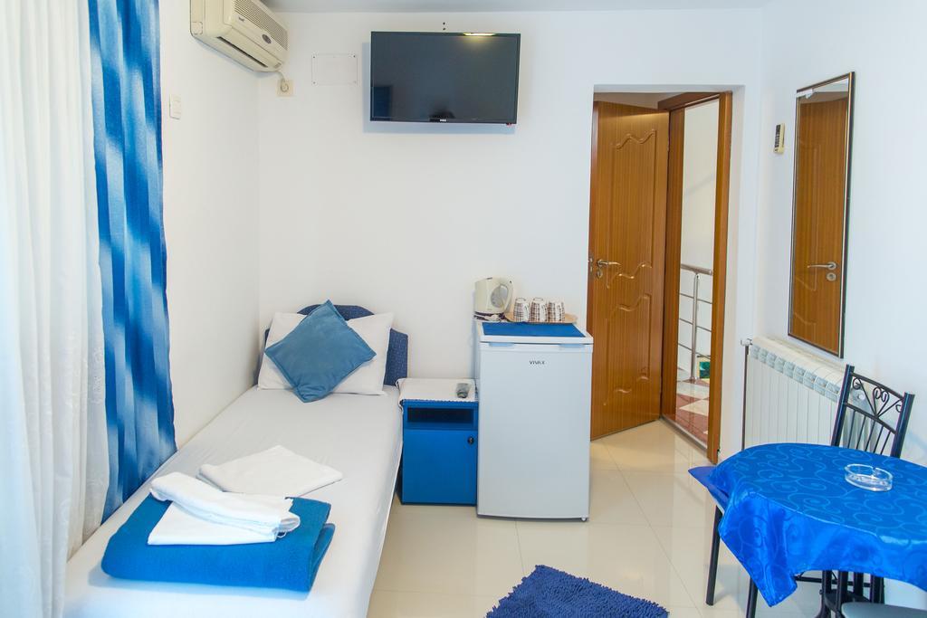 Guest House Vucicevic Budva Exteriör bild