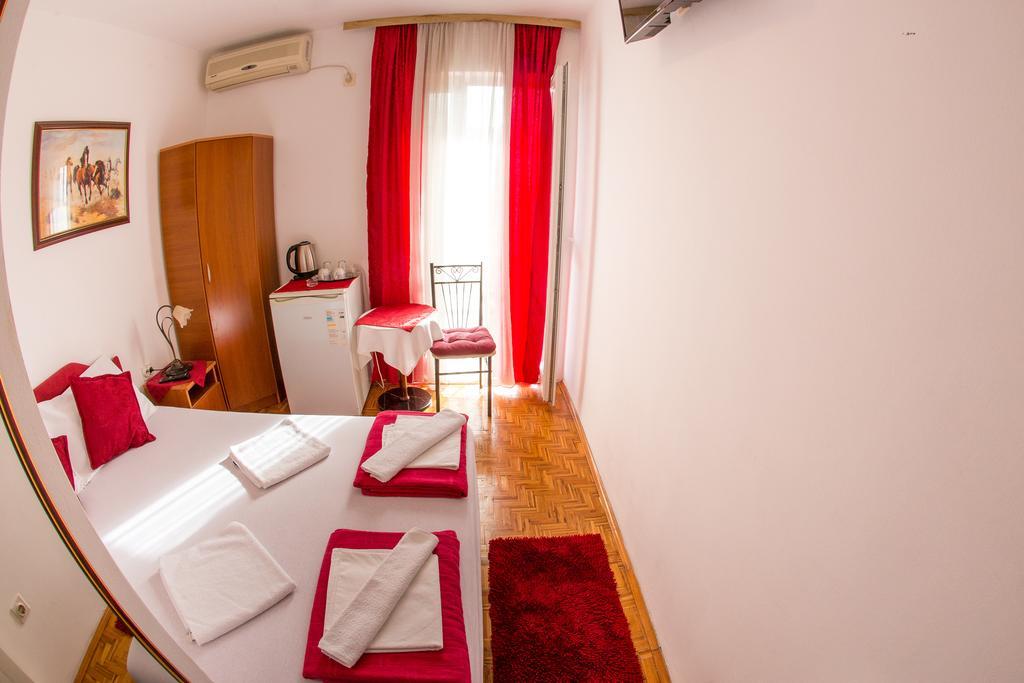 Guest House Vucicevic Budva Exteriör bild