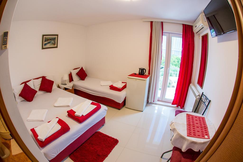Guest House Vucicevic Budva Exteriör bild