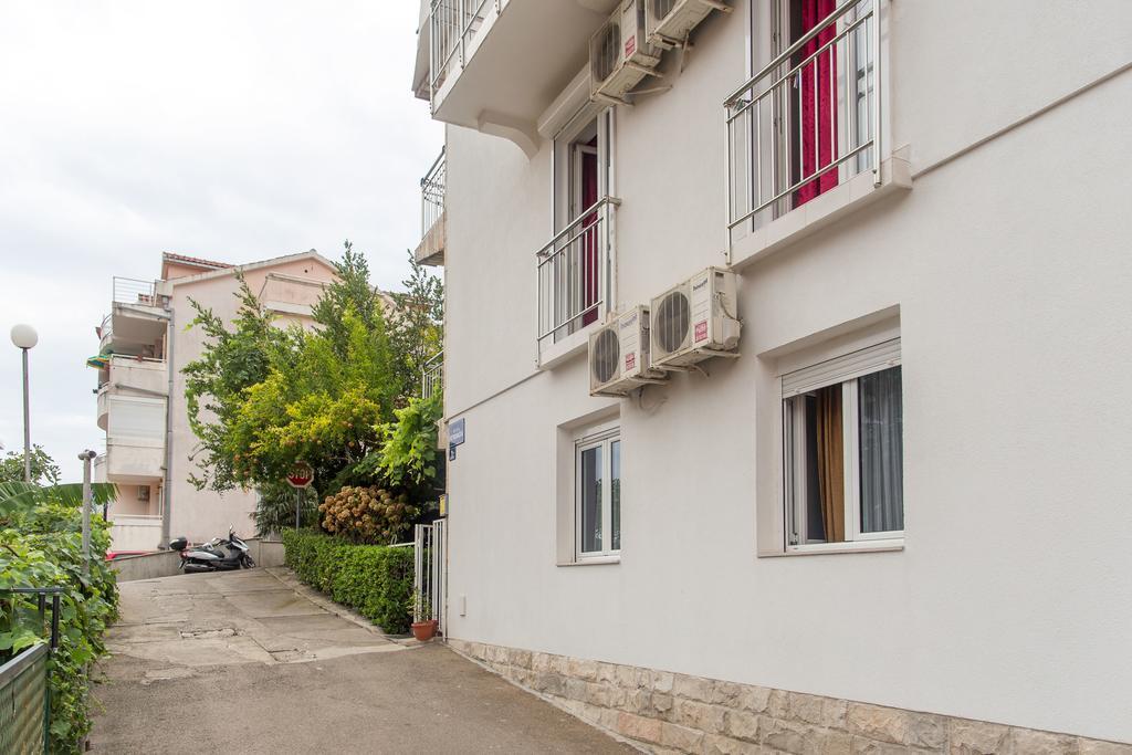 Guest House Vucicevic Budva Exteriör bild